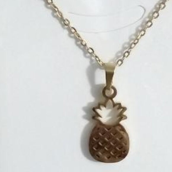 NEW- pineapple 🍍 CHAIN AND EARRING SET - Picture 3 of 4